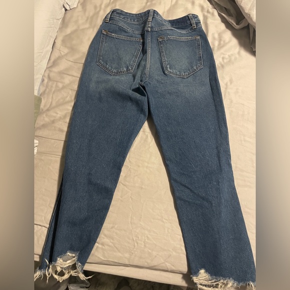 Abercrombie Ankle High Rise Jeans - Picture 2 of 2